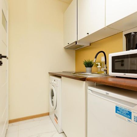 Micro Apartment Miaczynska By Noclegi Renters 바르샤바 외부 사진