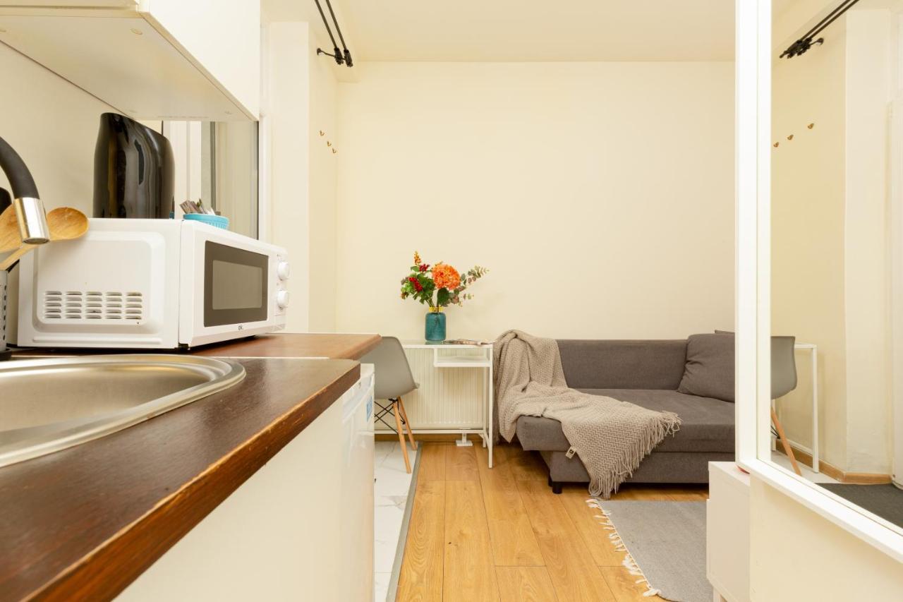 Micro Apartment Miaczynska By Noclegi Renters 바르샤바 외부 사진